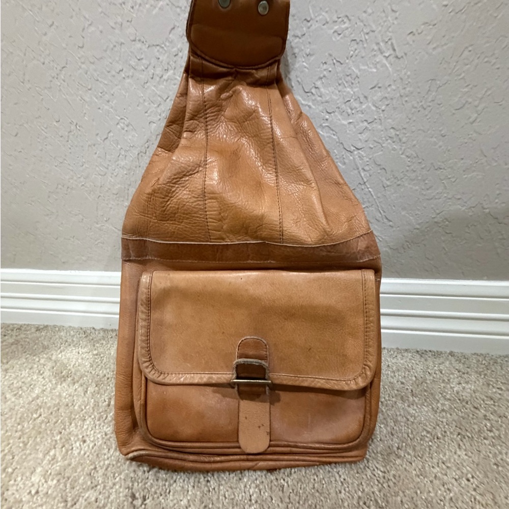 Genuine Leather Crossbody / Backpack - Picture 6 of 7